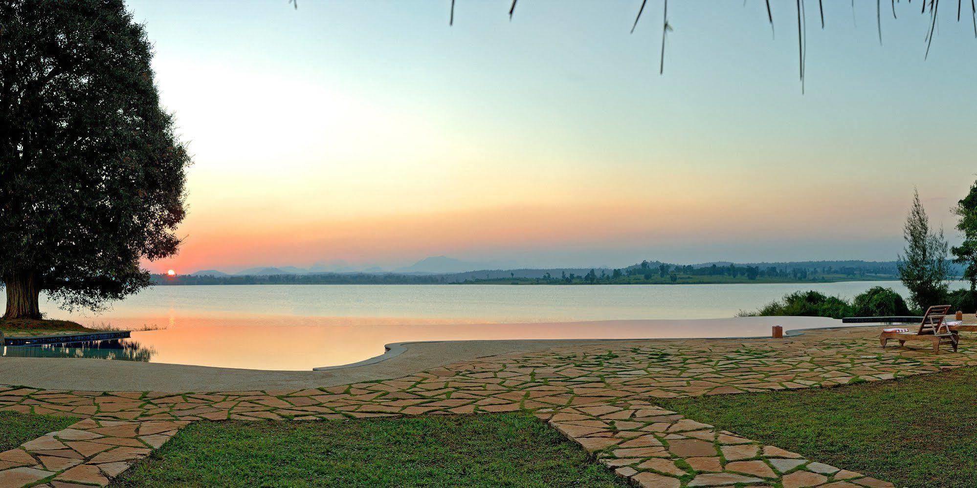 Evolve Back Kabini Begur Exterior photo