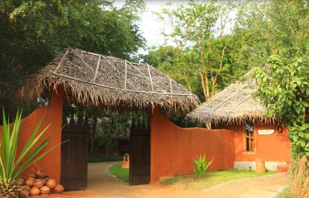 Evolve Back Kabini Begur Exterior photo